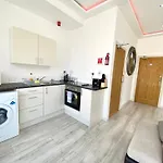 Princess Theatre Beach View Apartments By Blackpool Service Apartments